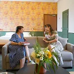 Litteraire Stendhal Et Otel