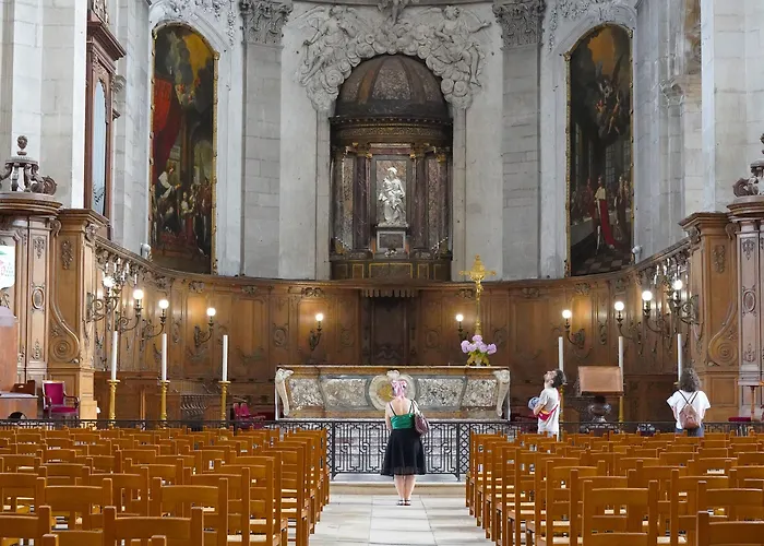 Litteraire Stendhal Et 酒店 4*