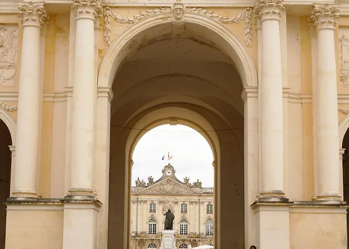 Litteraire Stendhal Et 酒店